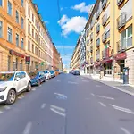 Bis 5 Personen - Helle Whg, Lage, 1x Tiefgarage Parkplatz ドレスデン