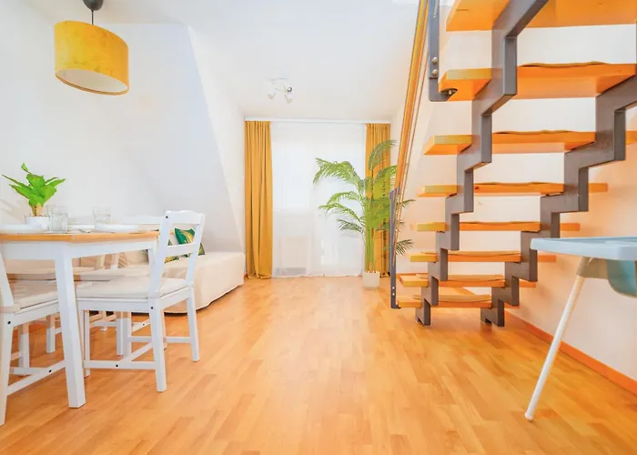 Bis 5 Personen - Helle Whg, Lage, 1x Tiefgarage Parkplatz *